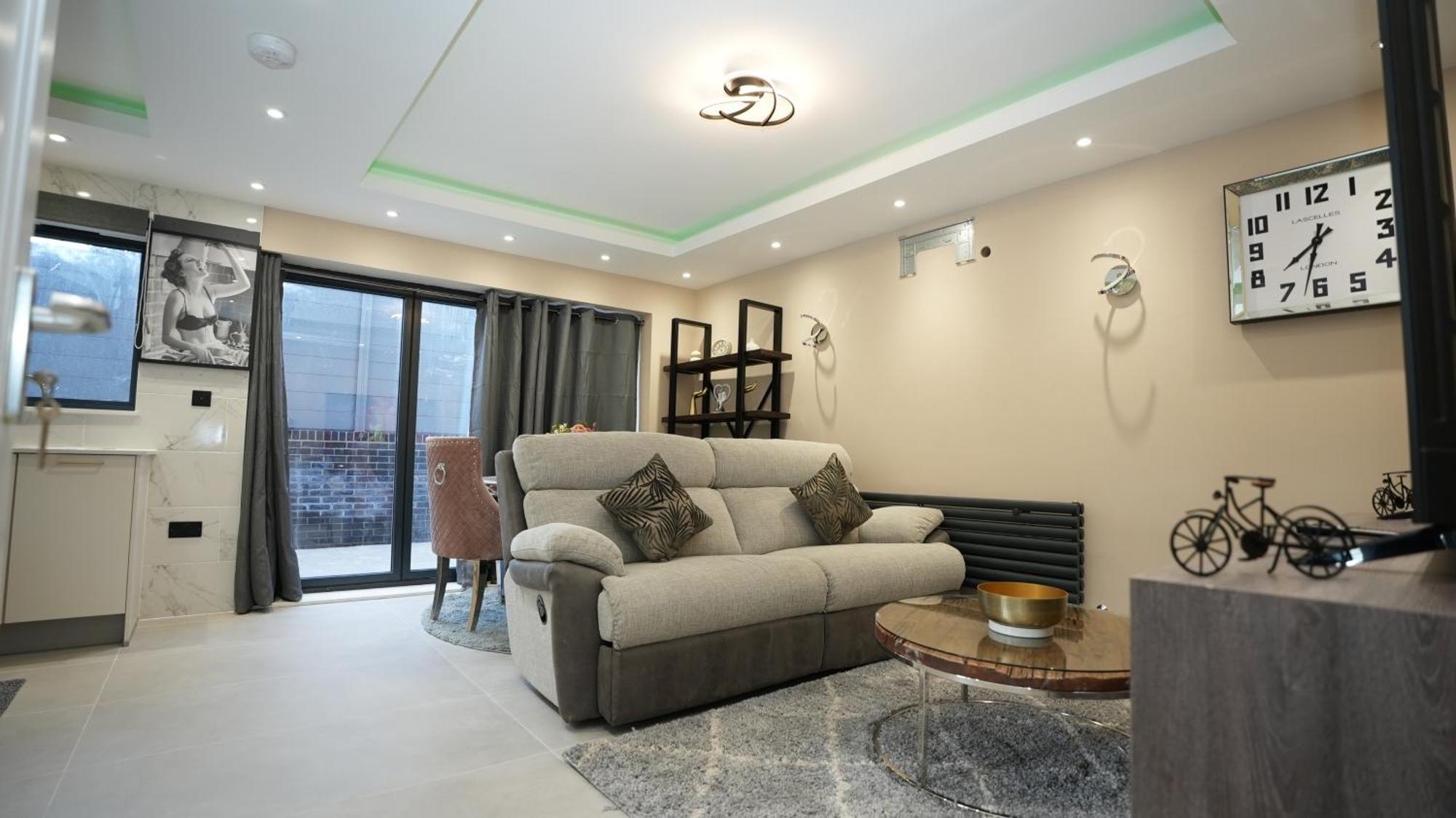 Charming House - Sleeps 5 & Outdoor Space Londres